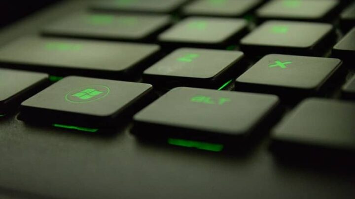 Como desativar o Windows 10 Action Center do Regedit ou GPO