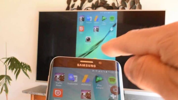 Como conectar um Samsung J2 Prime J5 J7 ou J7 Prime à minha TV